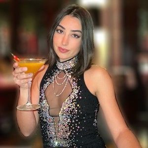 Meet your Posher, Nikol